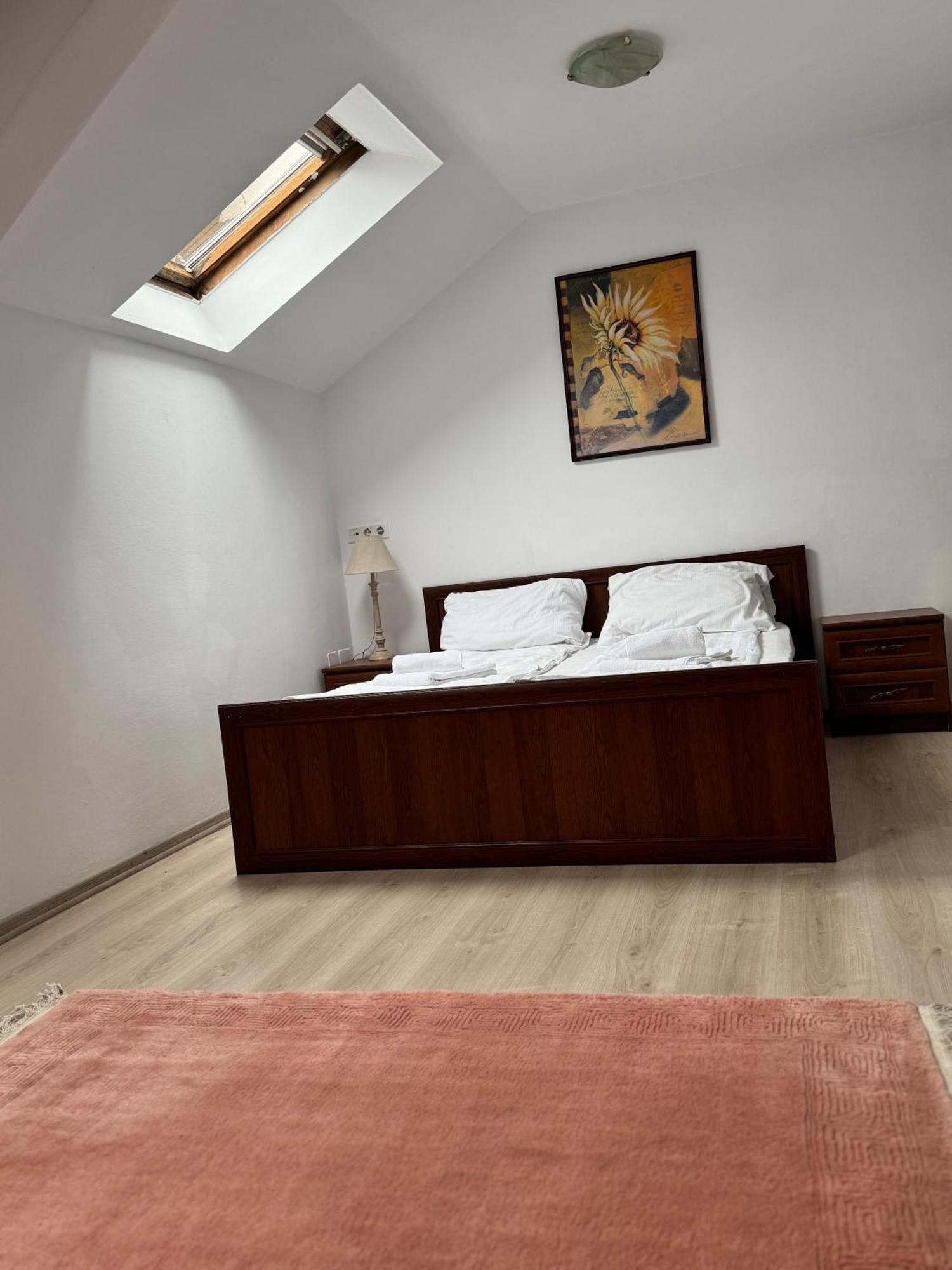 Complex Select Hotel Mediaş Екстериор снимка