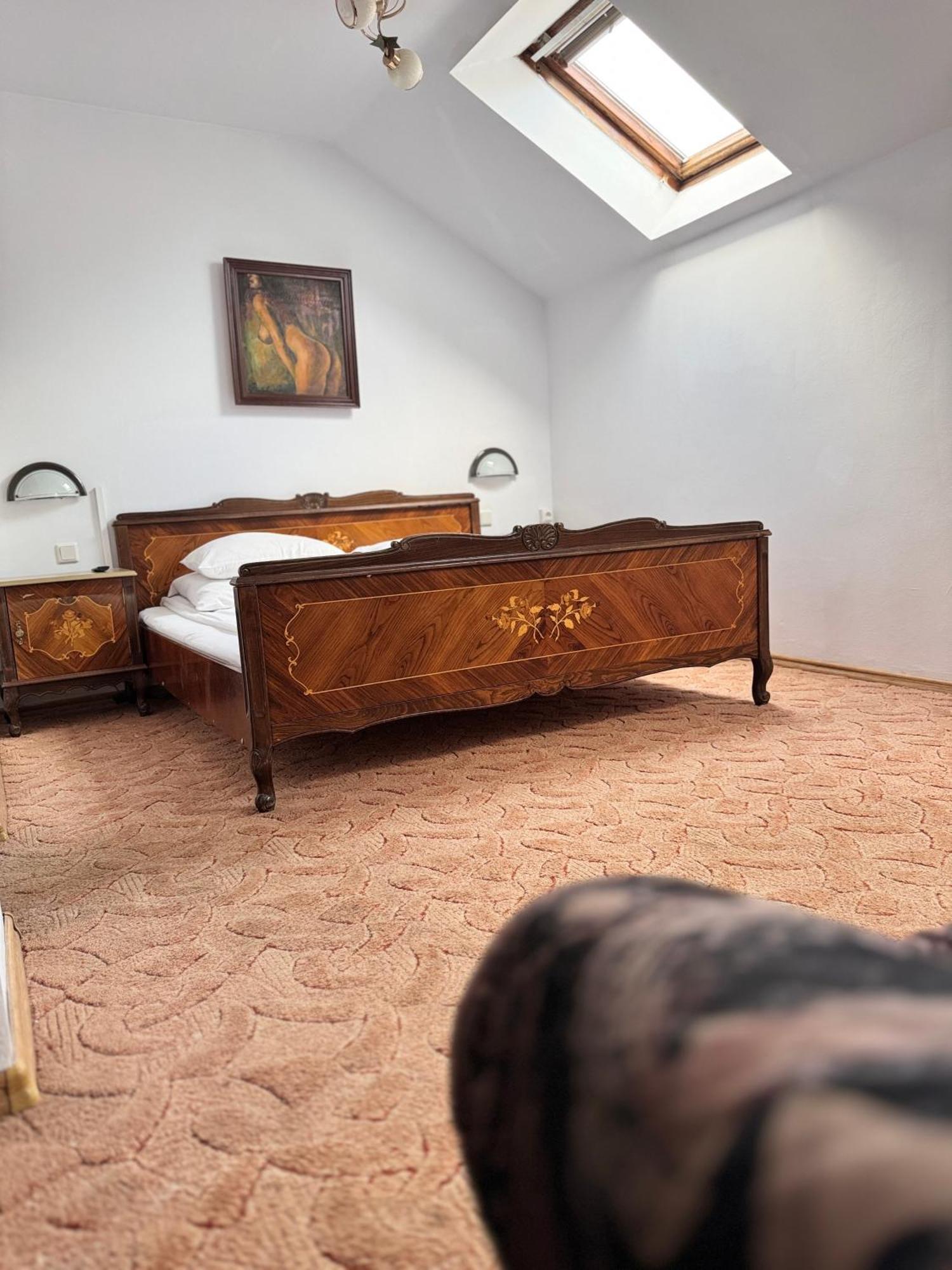Complex Select Hotel Mediaş Екстериор снимка