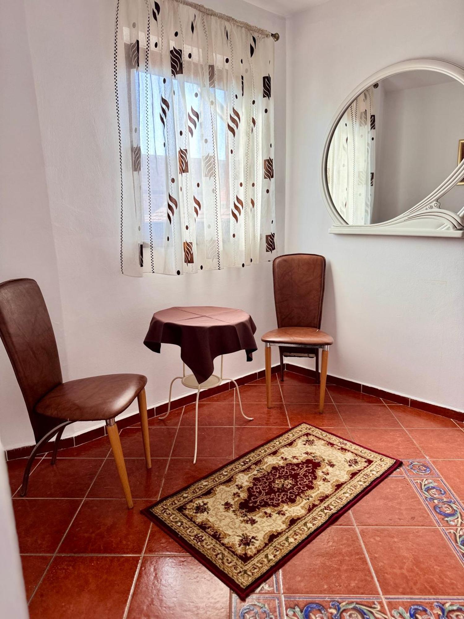 Complex Select Hotel Mediaş Екстериор снимка